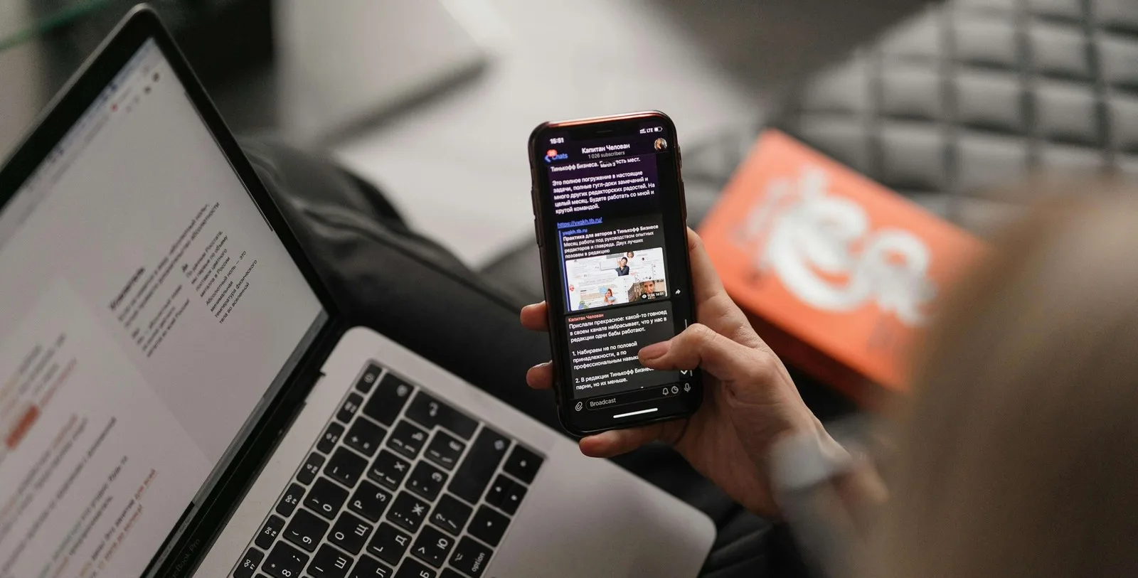 AI Note Taker mobile app with instant AI summary and speech-to-text feature on a yellow background showcasing a top enterprise mobile app agency portfolio example