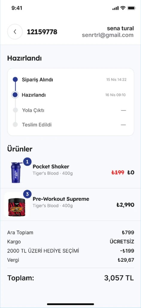 A Protein Ocean order detail screen, with a four-step timeline, the items ordered and the price breakdown